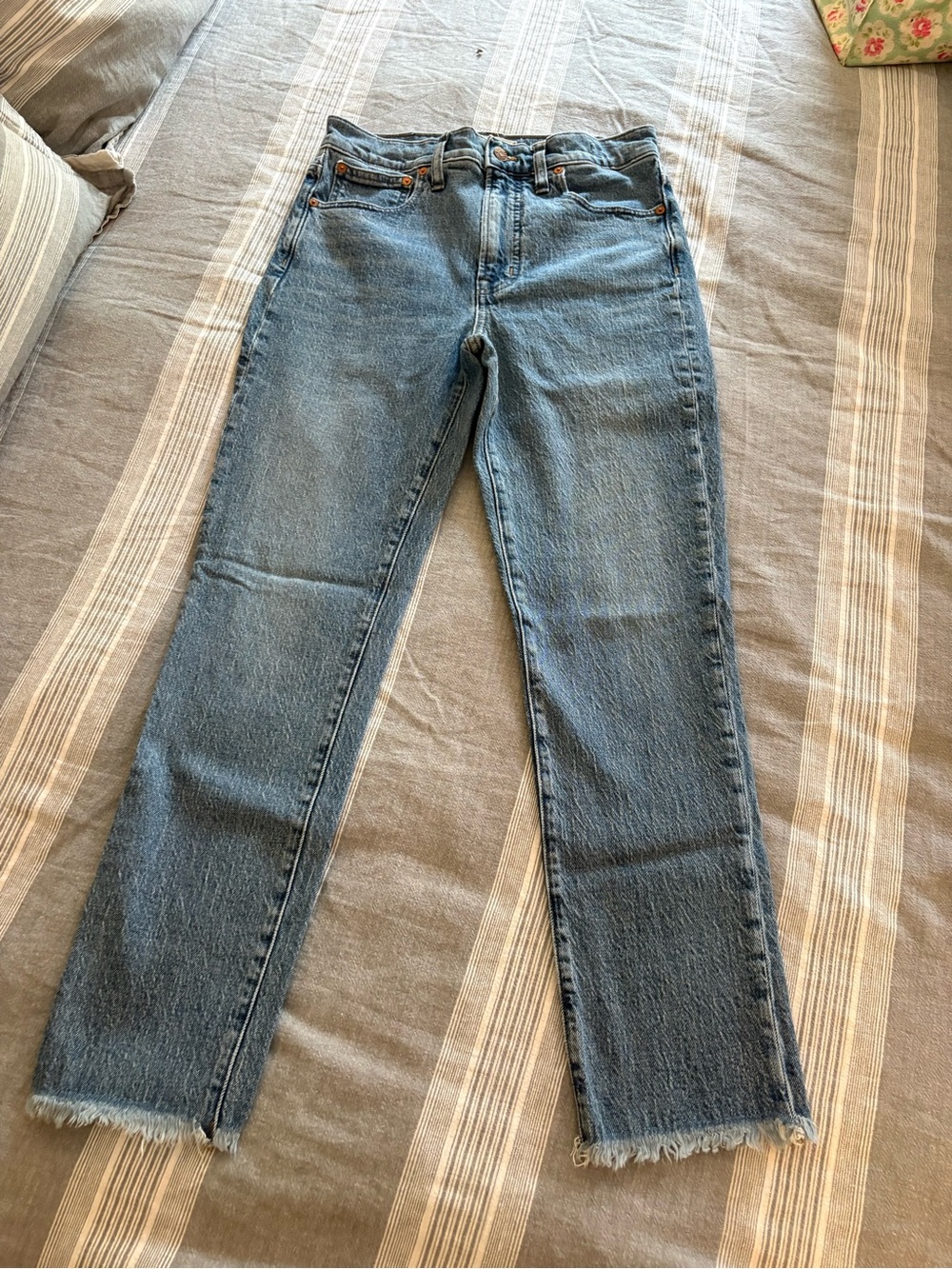 Madewell High-Rise Straight Jeans in Medium Blue